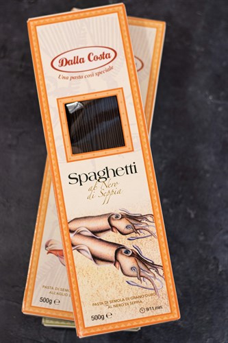 Спагетти Della Costa с чернилами каракатицы - фото 4741